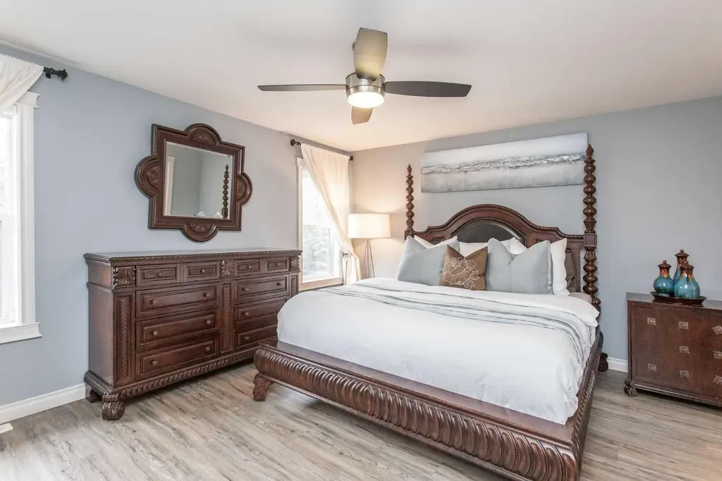 7206 61 Street Rocky Mountain House AB T4T 0A3