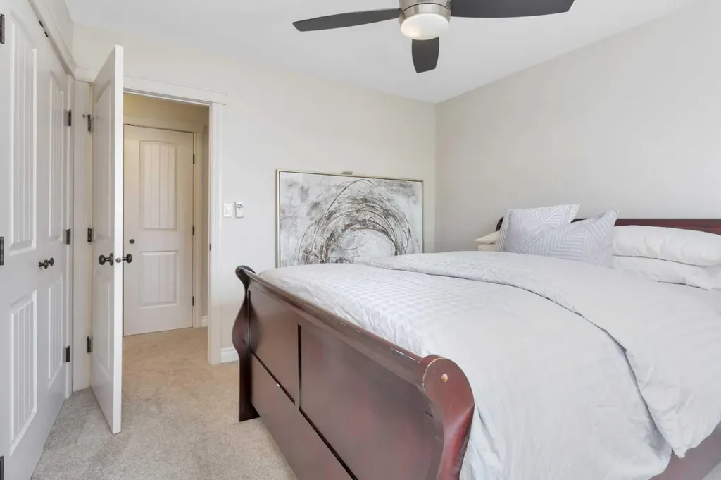 7206 61 Street Rocky Mountain House AB T4T 0A3