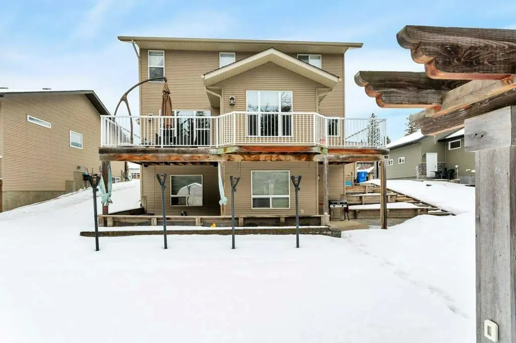 7206 61 Street Rocky Mountain House AB T4T 0A3