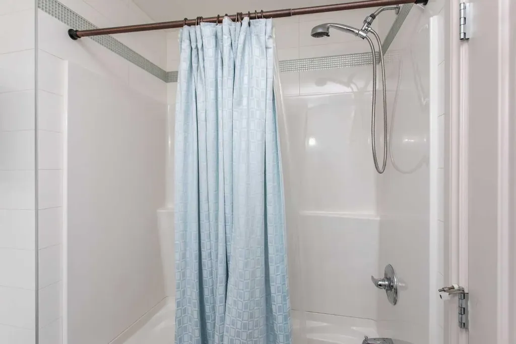 7206 61 Street Rocky Mountain House AB T4T 0A3