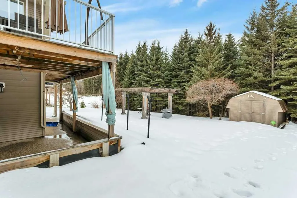 7206 61 Street Rocky Mountain House AB T4T 0A3