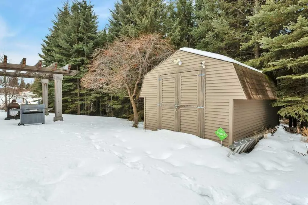 7206 61 Street Rocky Mountain House AB T4T 0A3