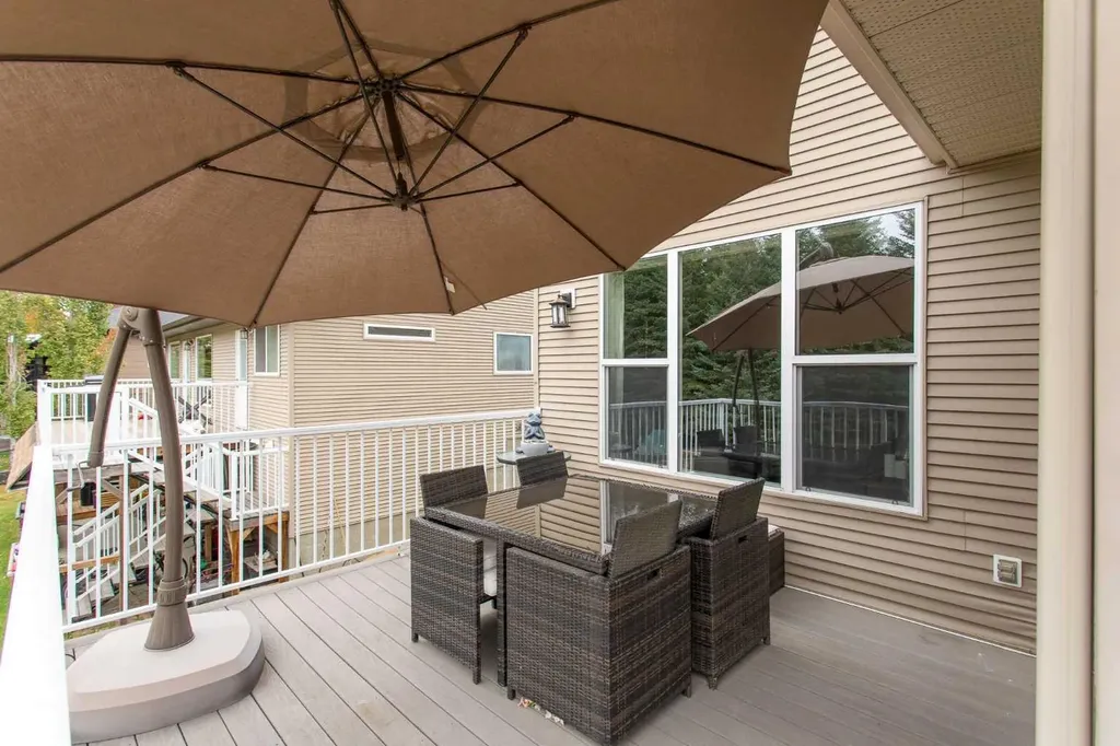 7206 61 Street Rocky Mountain House AB T4T 0A3