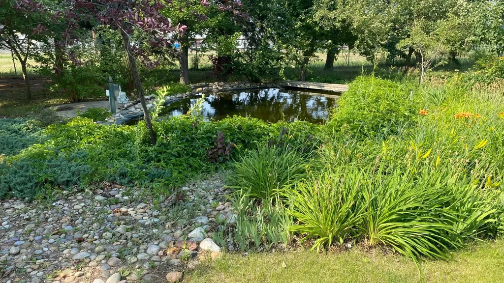 230 7 Avenue Bow Island AB T0K 0G0