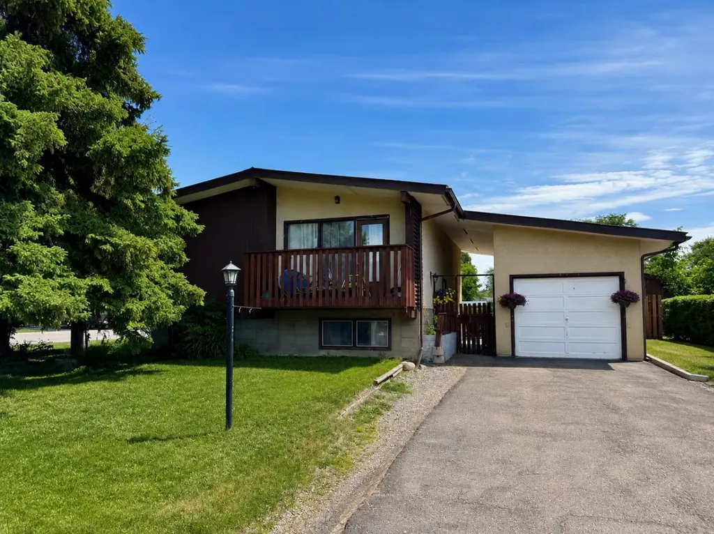 10417 117 Street Fairview AB T0H 1L0