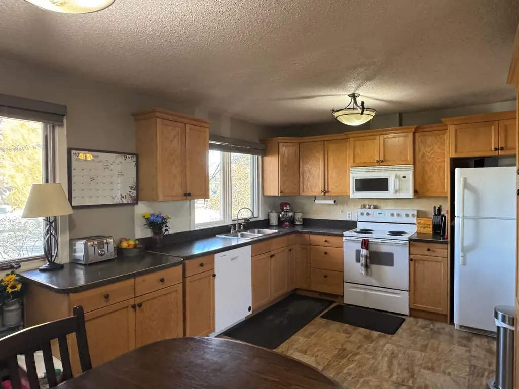 10417 117 Street Fairview AB T0H 1L0