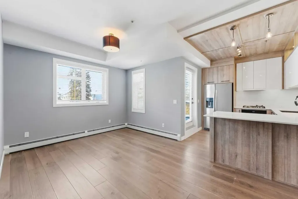2702 17 Avenue SW Calgary AB T3E 8A5
