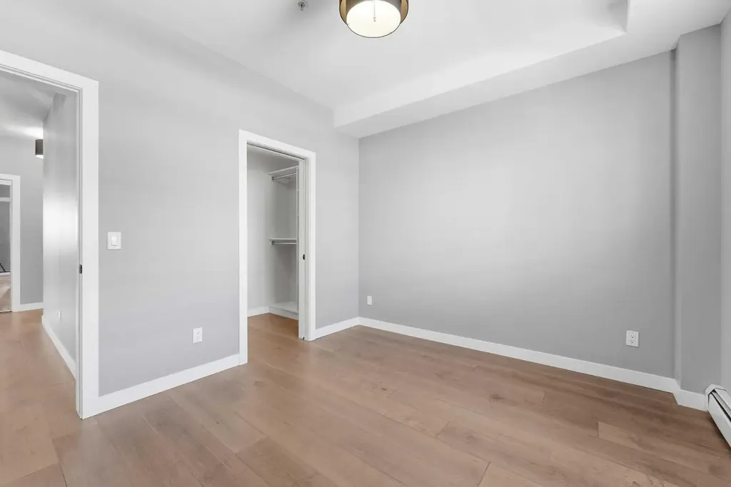 2702 17 Avenue SW Calgary AB T3E 8A5