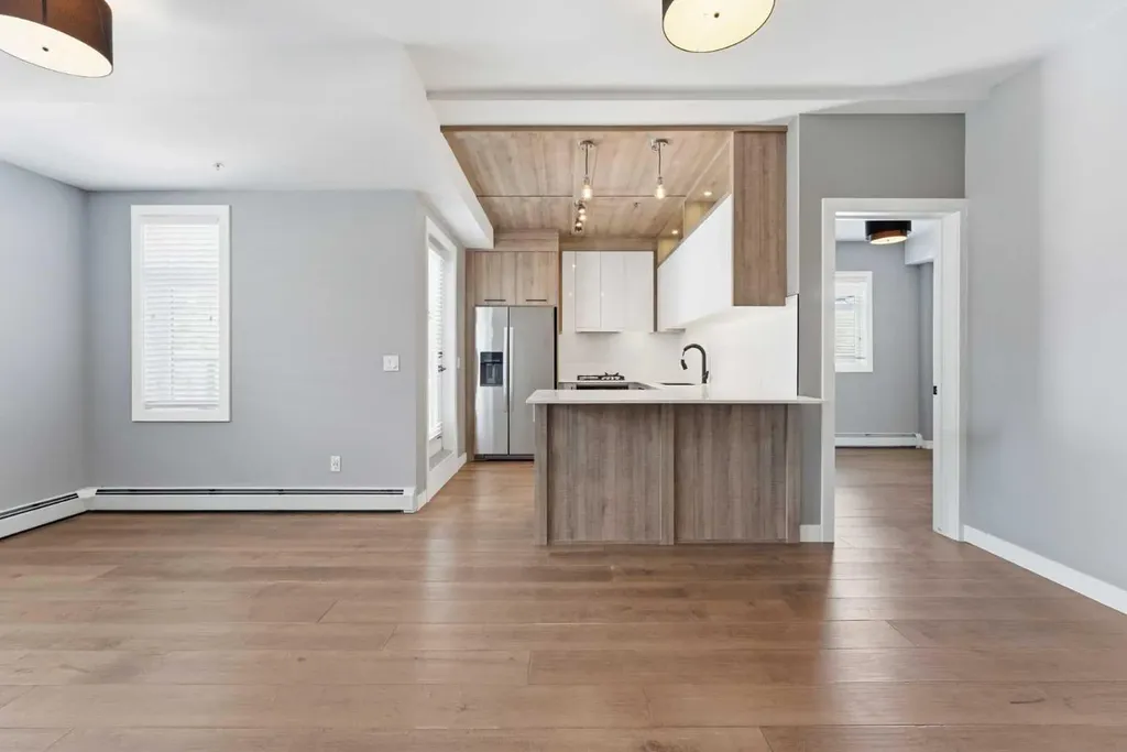 2702 17 Avenue SW Calgary AB T3E 8A5