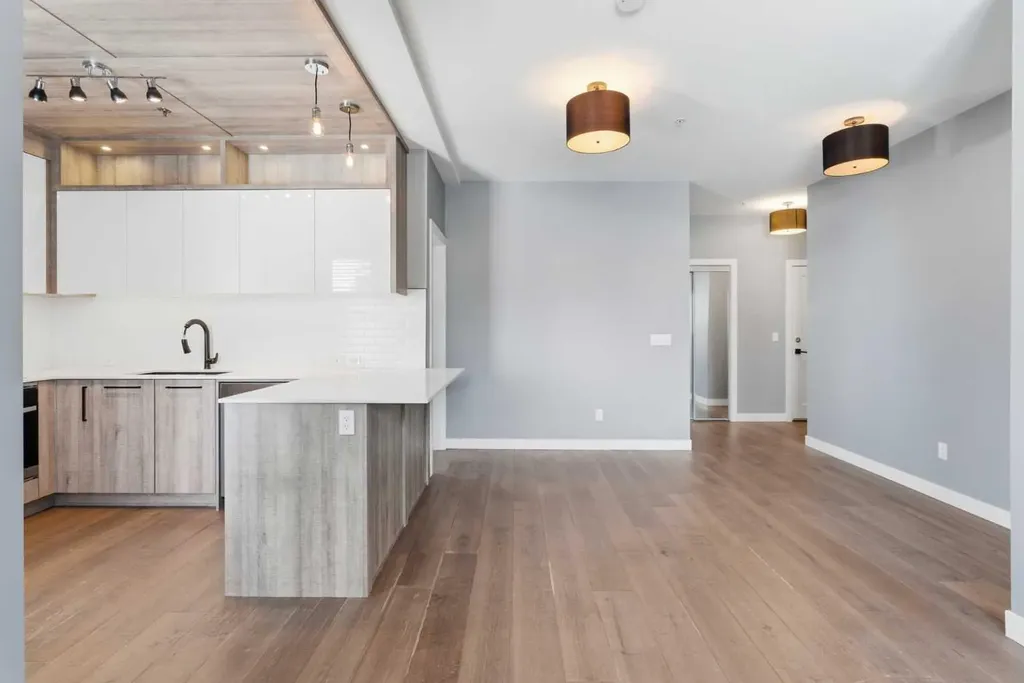 2702 17 Avenue SW Calgary AB T3E 8A5