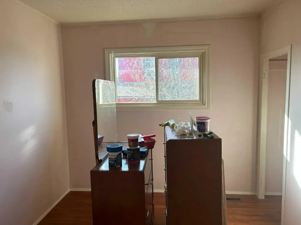 123 Centre Street Torrington AB T0M 2B0