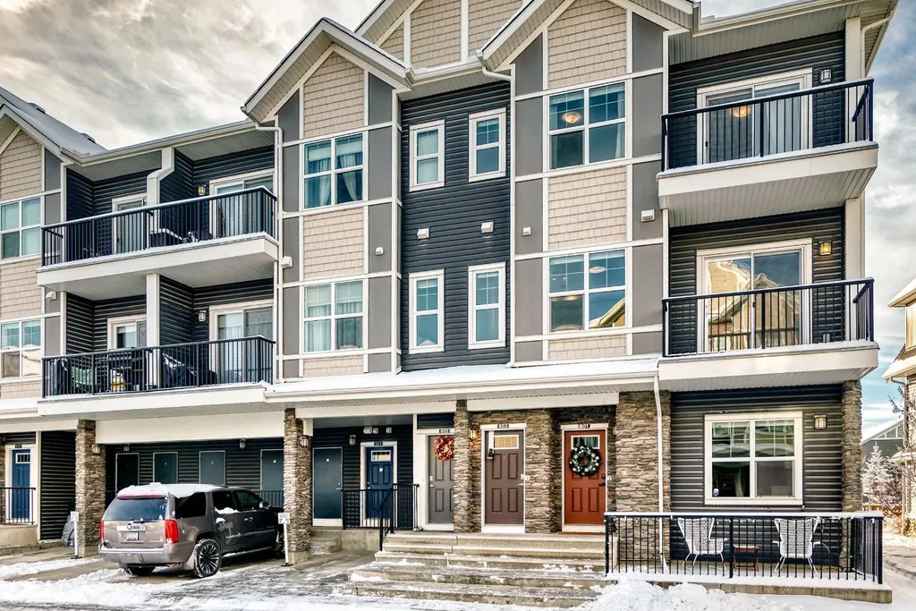 250 Fireside View Cochrane AB T4C 2M2