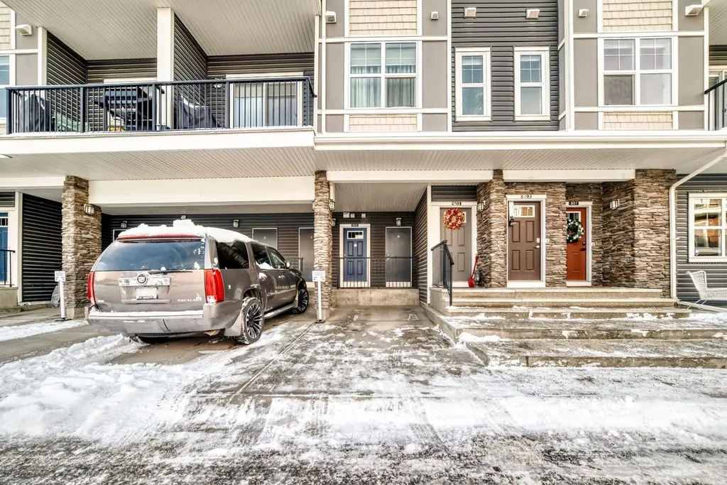 250 Fireside View Cochrane AB T4C 2M2