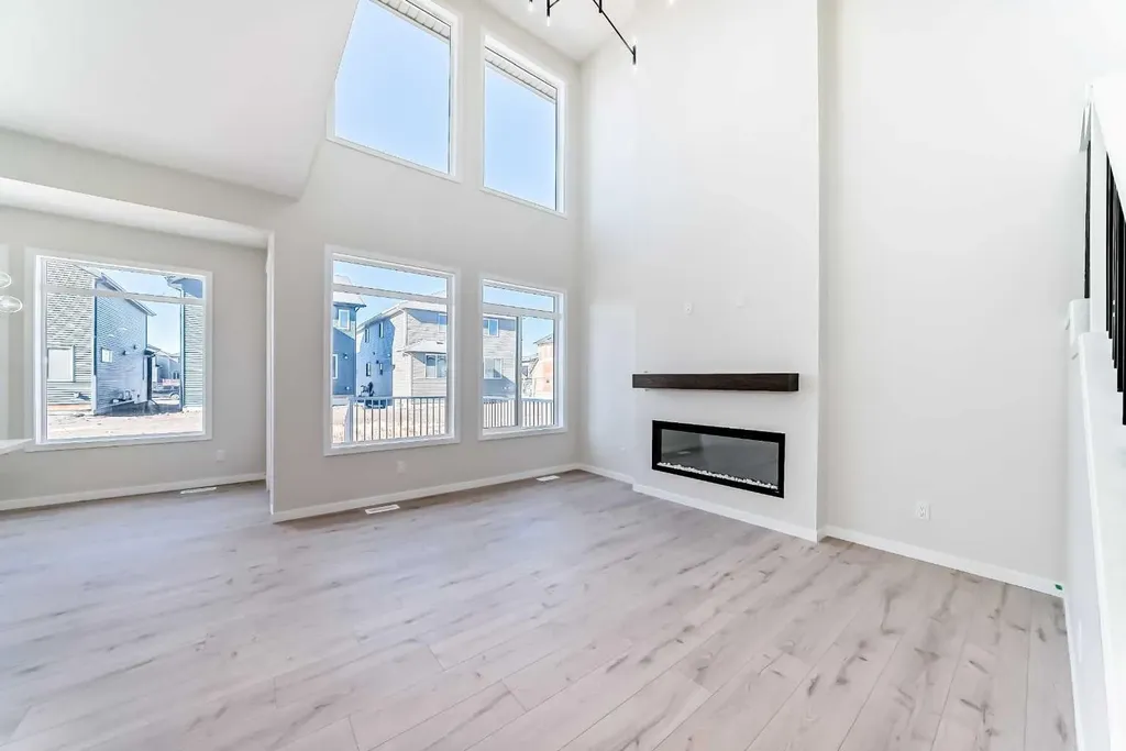 105 Corner Glen Green NE Calgary AB T3N 2P7