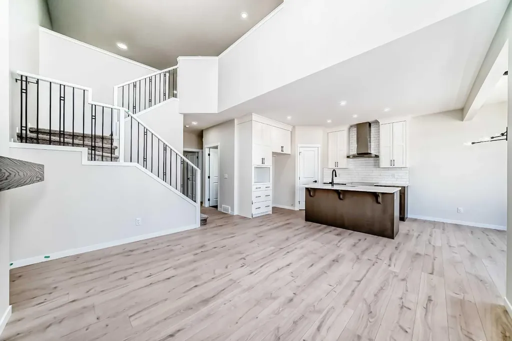 105 Corner Glen Green NE Calgary AB T3N 2P7
