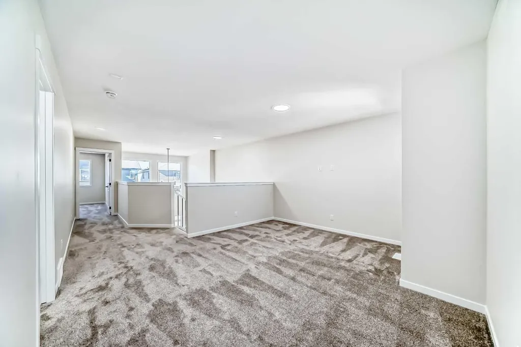 105 Corner Glen Green NE Calgary AB T3N 2P7