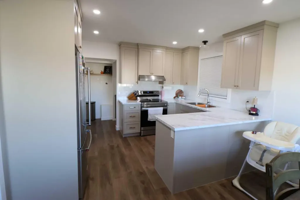 5707 50 Street Taber AB T1G 1K6