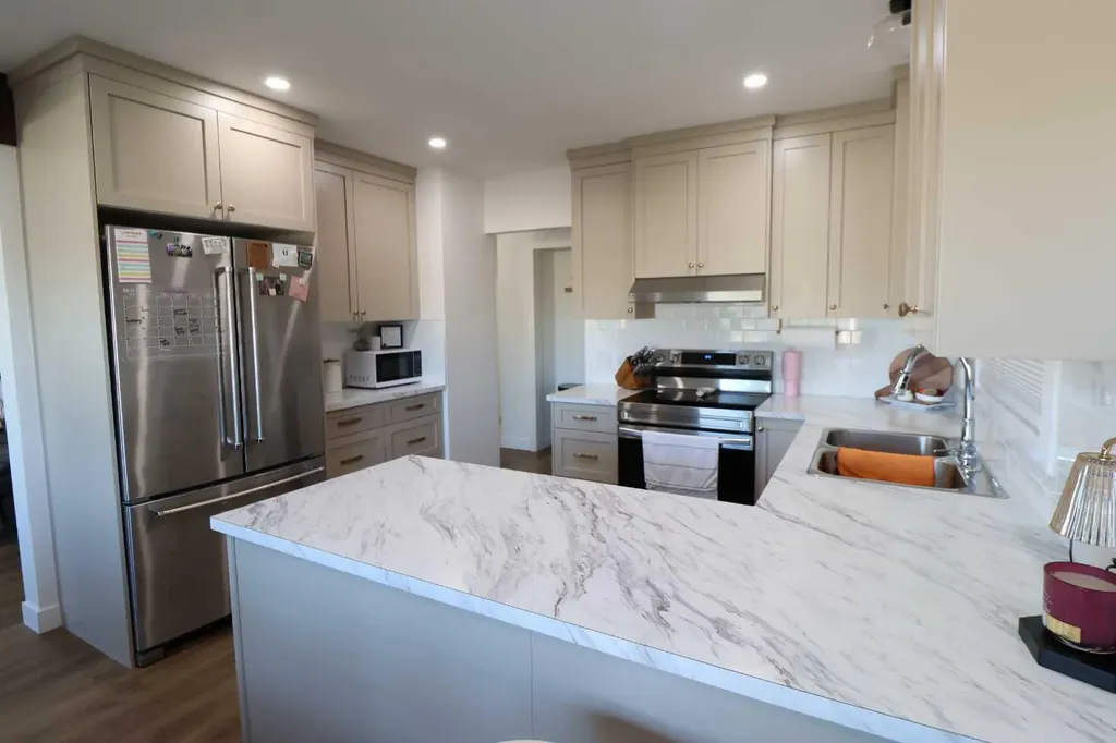 5707 50 Street Taber AB T1G 1K6