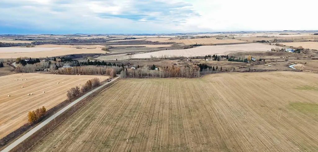 Rge Road 32a Rural Mountain View County AB T0M 0W0