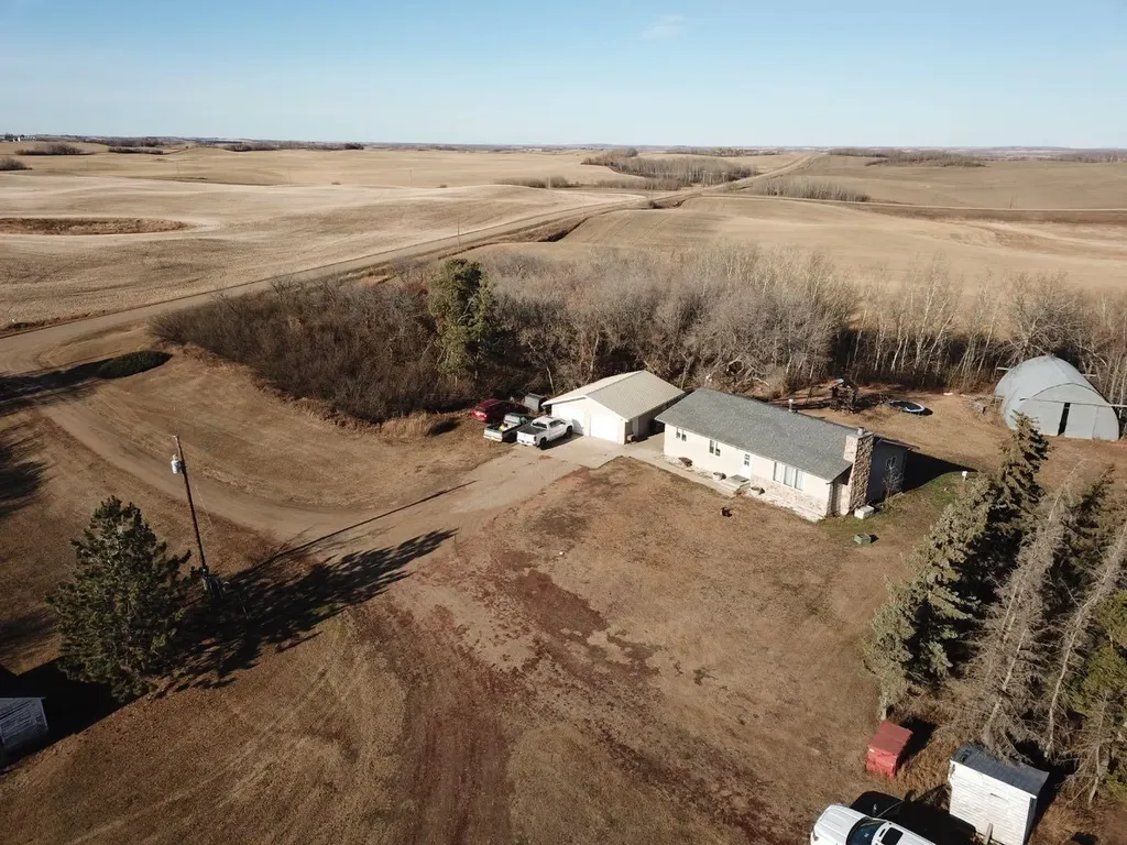 531063 Rge Road 73 Rural Two Hills No. 21 County Of AB T0B 1A0