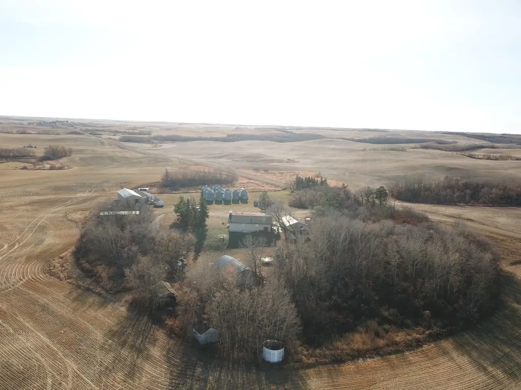 531063 Rge Road 73 Rural Two Hills No. 21 County Of AB T0B 1A0
