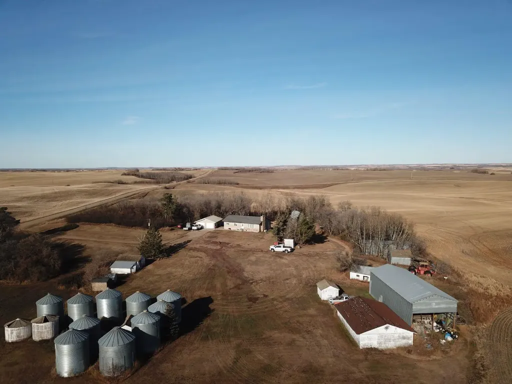 531063 Rge Road 73 Rural Two Hills No. 21 County Of AB T0B 1A0