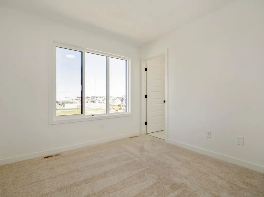 1361 Abitibi Road W Lethbridge AB T1J5X4