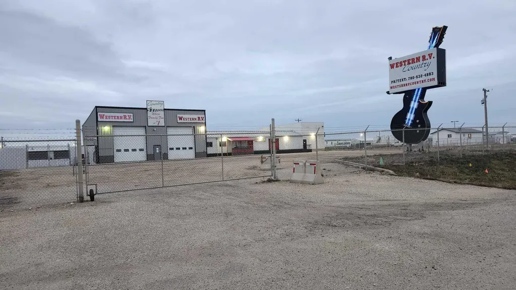 14415 100 Street Clairmont AB T8V 7C1