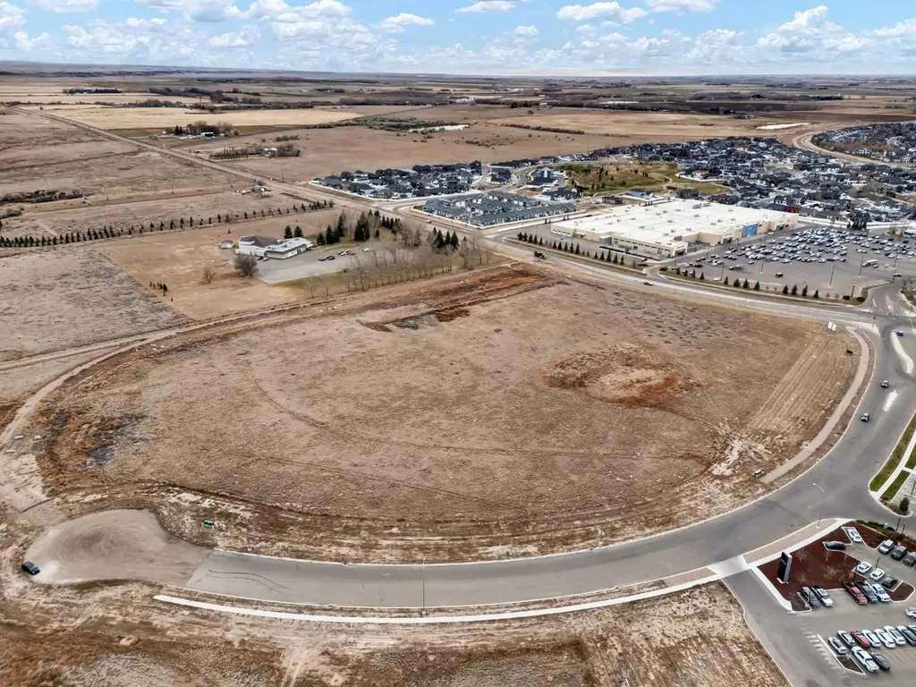 3010 Strachan Road SE Medicine Hat AB T1B 0E3