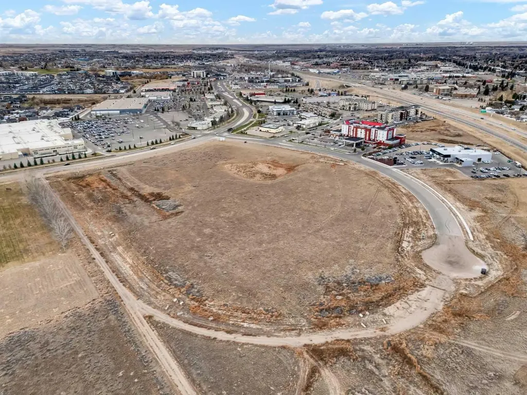 3010 Strachan Road SE Medicine Hat AB T1B 0E3