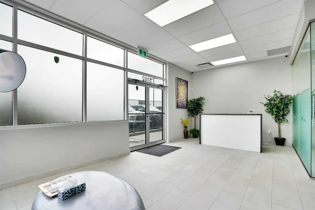 2255 32 Street NE Calgary AB T1Y 0C2