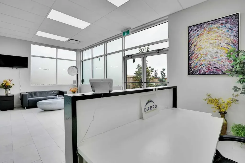 2255 32 Street NE Calgary AB T1Y 0C2