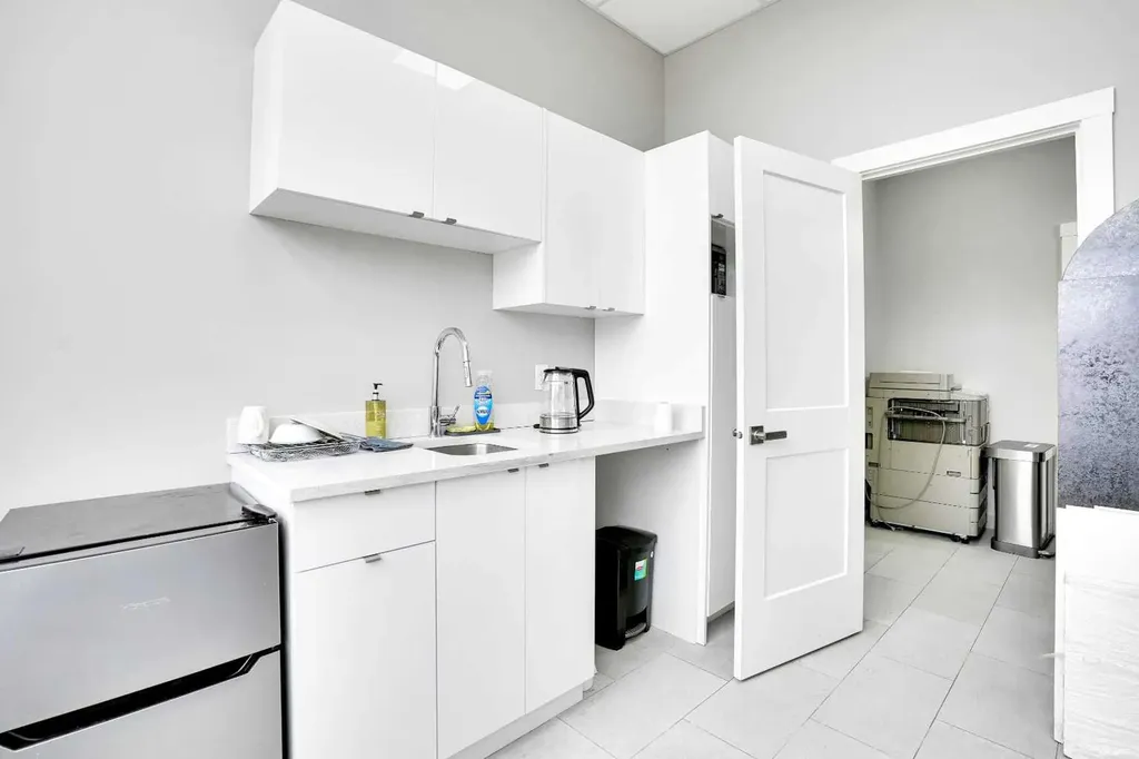 2255 32 Street NE Calgary AB T1Y 0C2