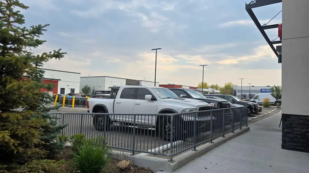 2255 32 Street NE Calgary AB T1Y 0C2