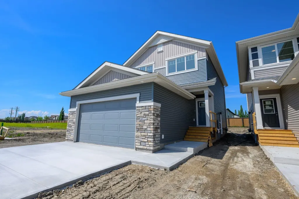 12826 87a Street Grande Prairie AB T8X 0X7