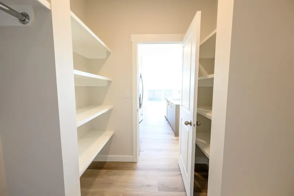 12826 87a Street Grande Prairie AB T8X 0X7