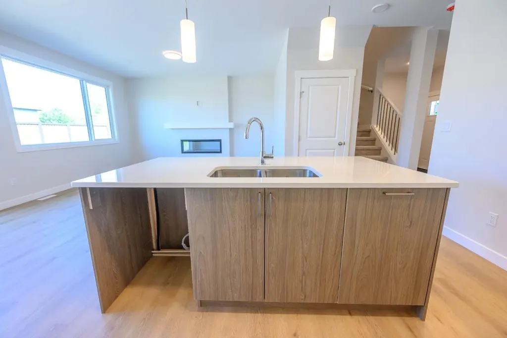 12826 87a Street Grande Prairie AB T8X 0X7