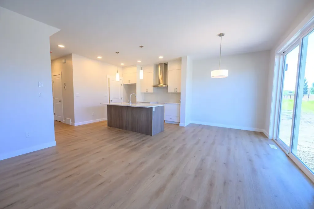12826 87a Street Grande Prairie AB T8X 0X7