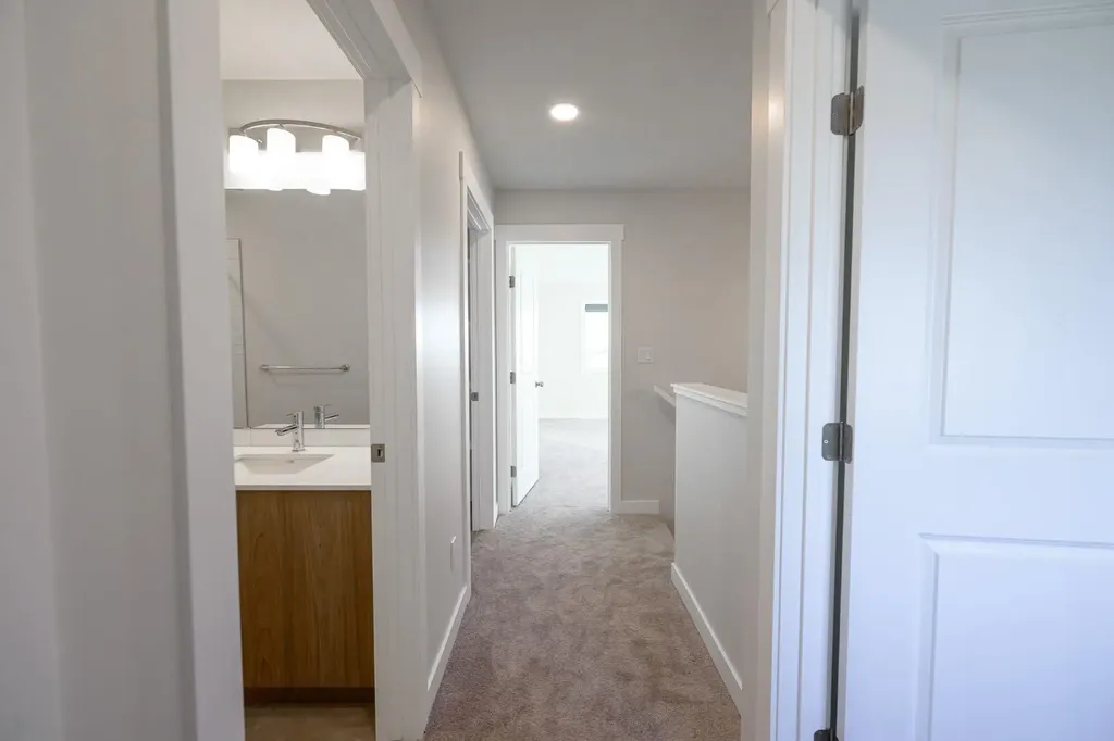 12826 87a Street Grande Prairie AB T8X 0X7