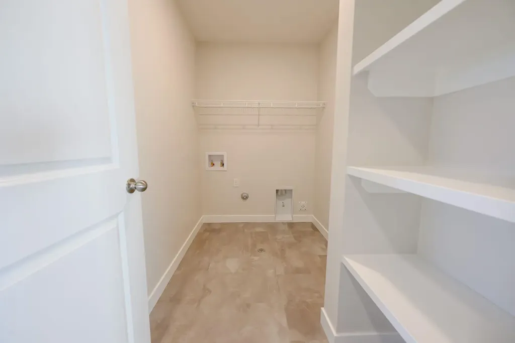 12826 87a Street Grande Prairie AB T8X 0X7