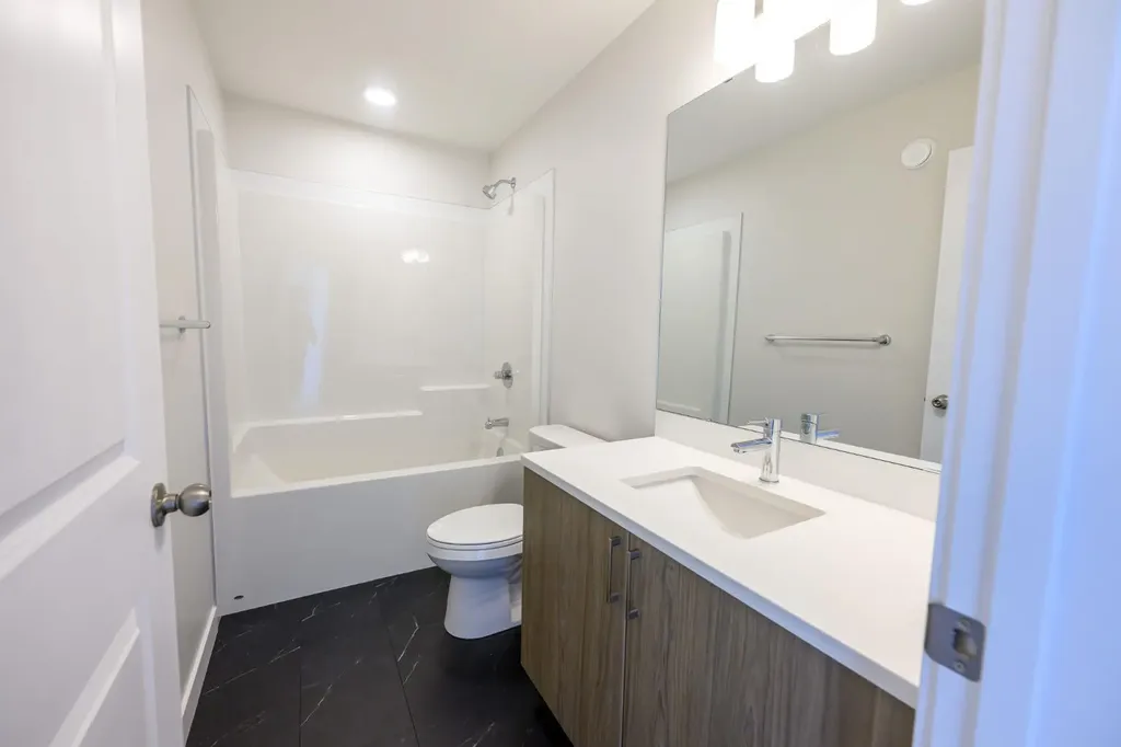12826 87a Street Grande Prairie AB T8X 0X7