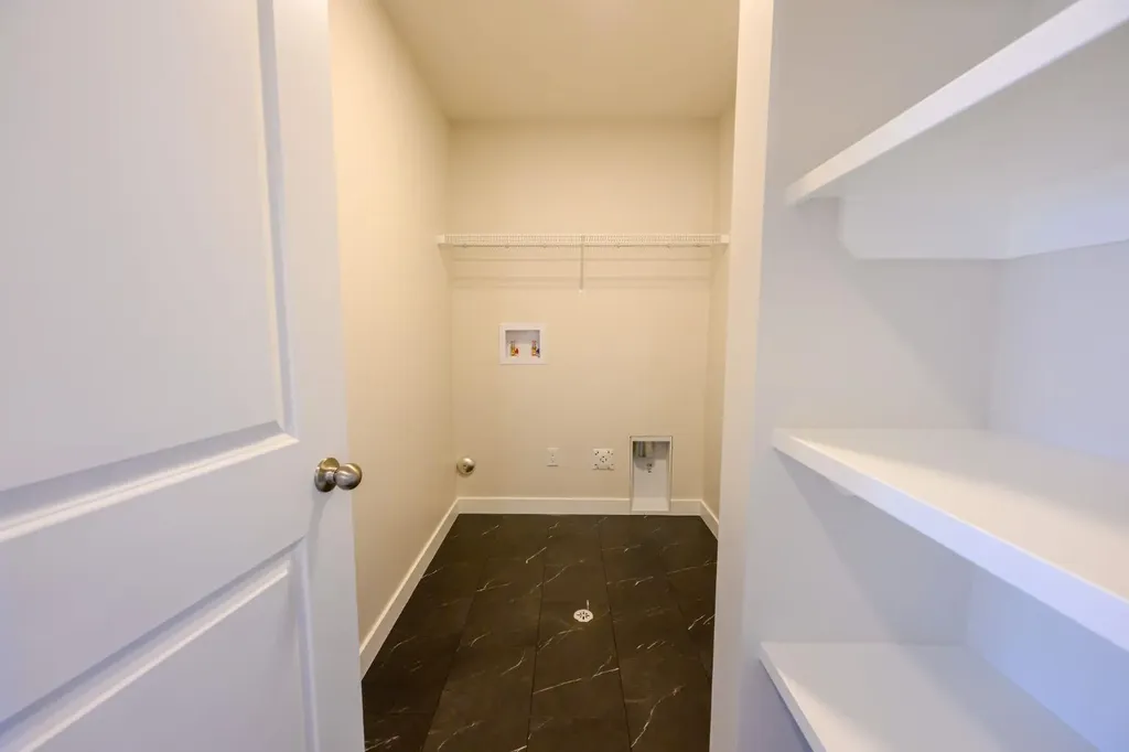 12826 87a Street Grande Prairie AB T8X 0X7
