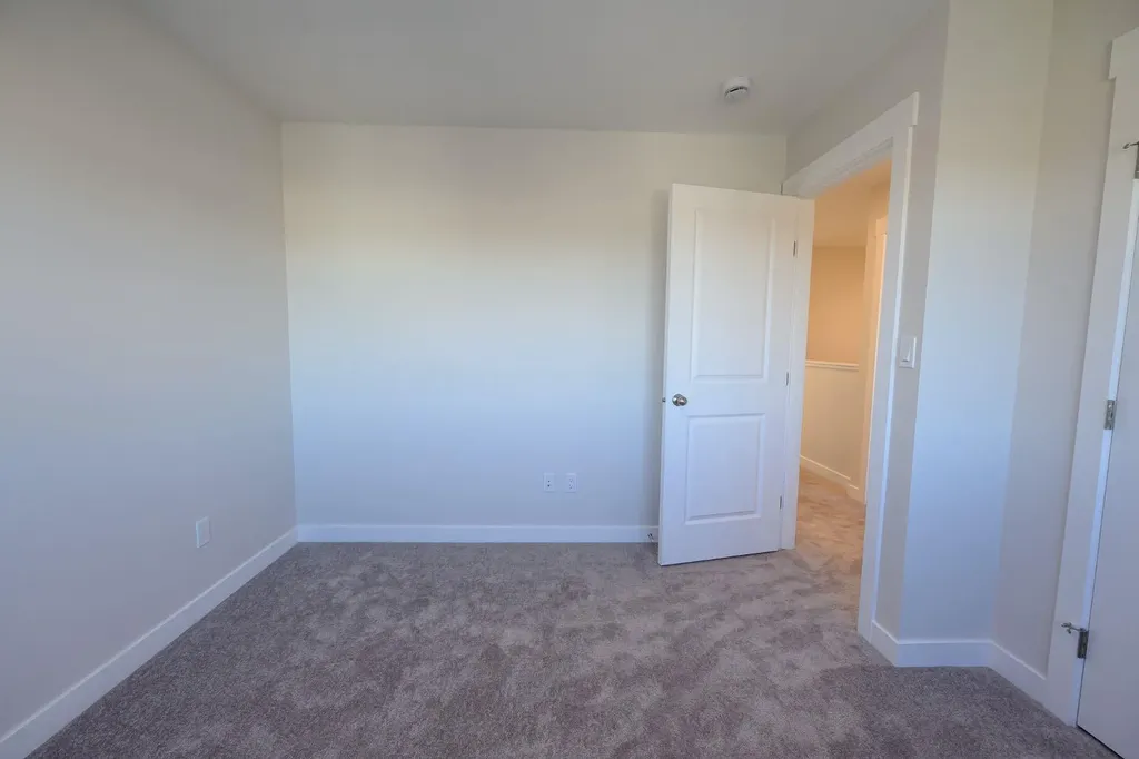 12826 87a Street Grande Prairie AB T8X 0X7
