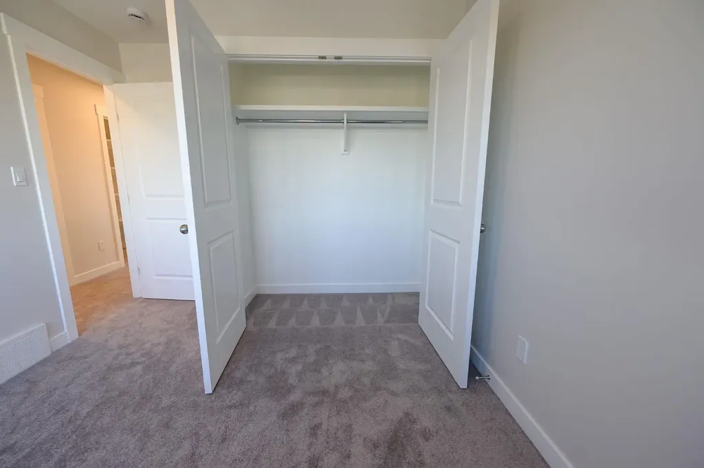 12826 87a Street Grande Prairie AB T8X 0X7