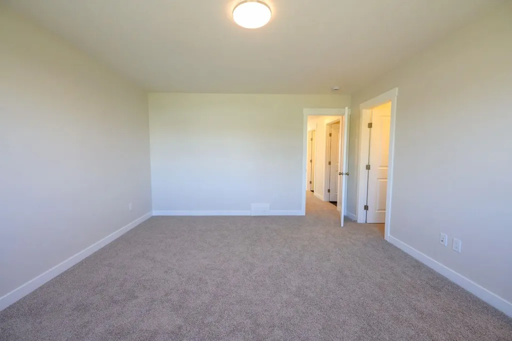 12826 87a Street Grande Prairie AB T8X 0X7