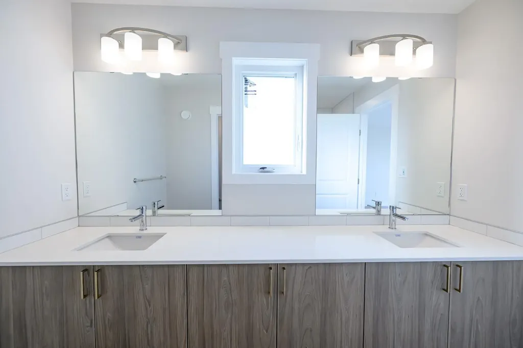 12826 87a Street Grande Prairie AB T8X 0X7