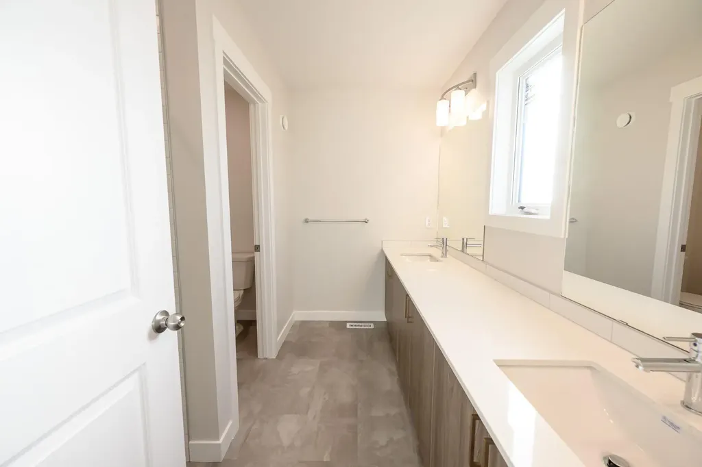 12826 87a Street Grande Prairie AB T8X 0X7