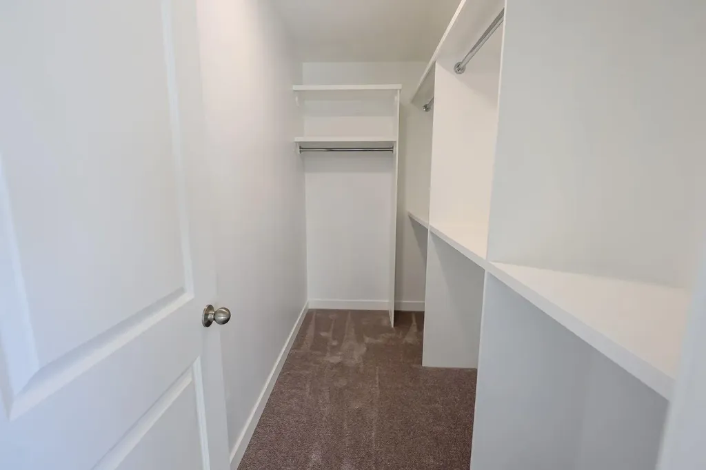 12826 87a Street Grande Prairie AB T8X 0X7
