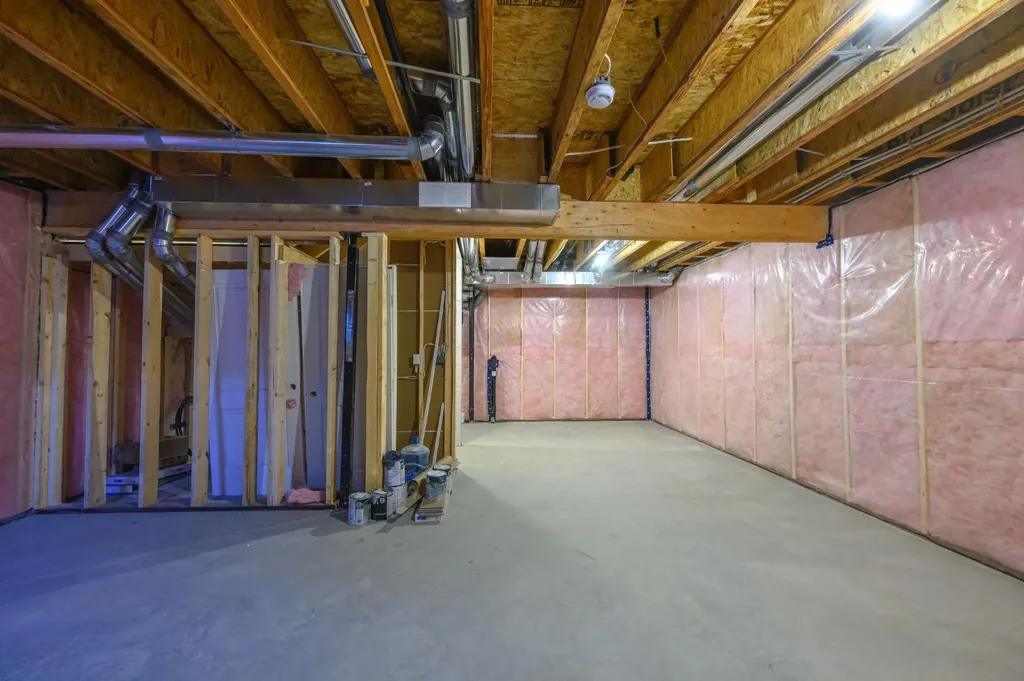 12826 87a Street Grande Prairie AB T8X 0X7