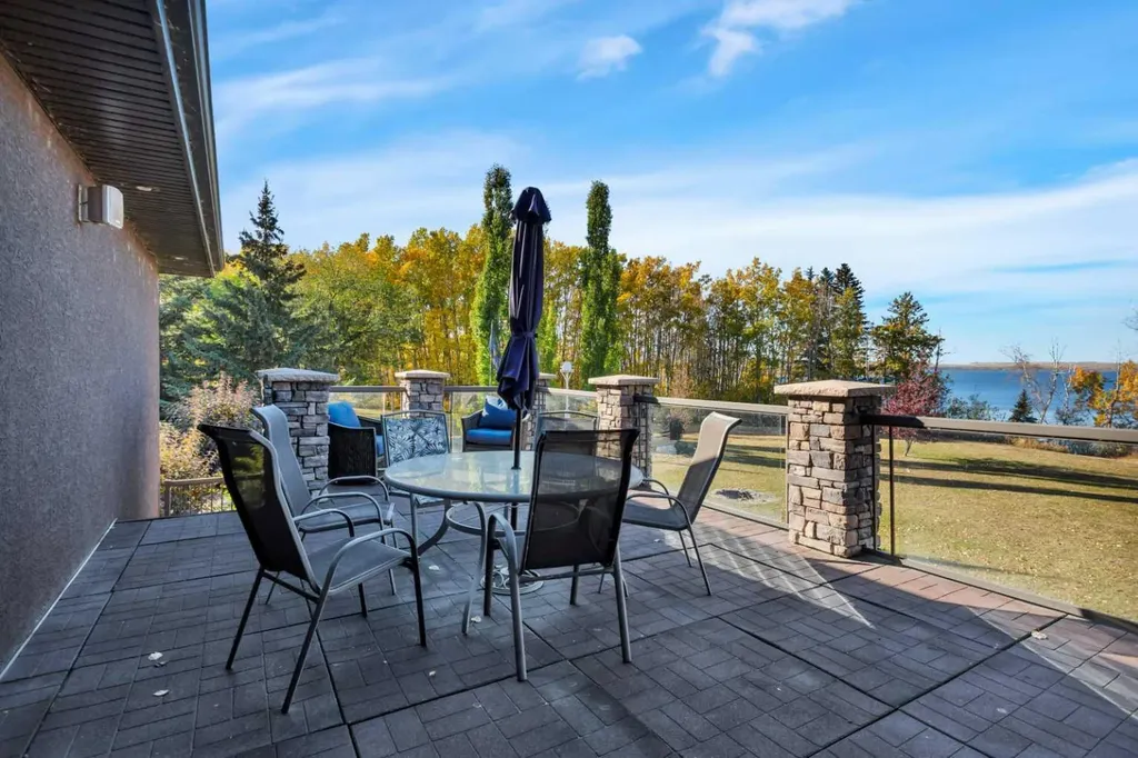 2210B Township Road 392 Rural Lacombe County AB T4E 2W7